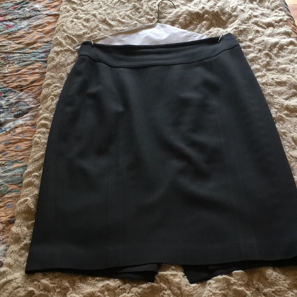Crepe skirt